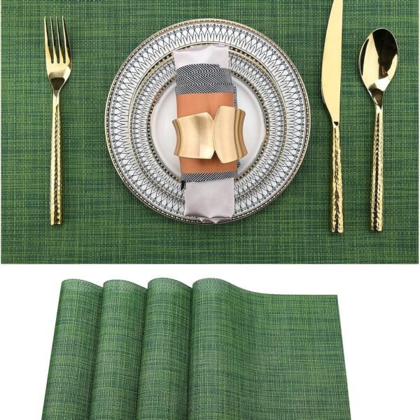 Christmas-Themed Placemat, Green Vinyl, Easy To Wipe