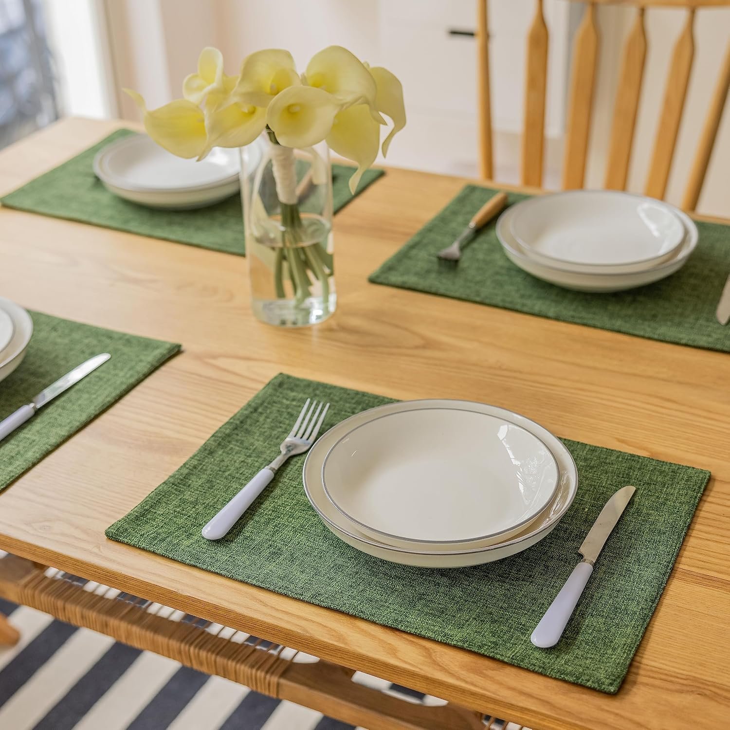 Vintage Linen Placemat, Green Fabric Heat-Resistant Table Mat